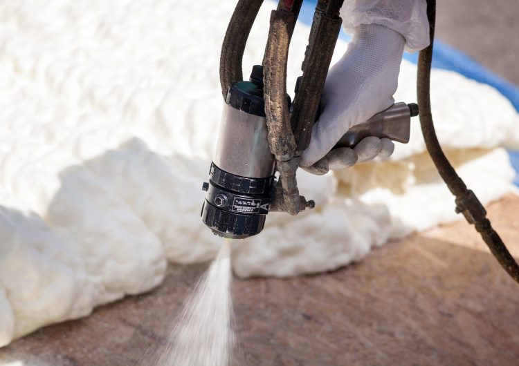 benefits of spray on insulation